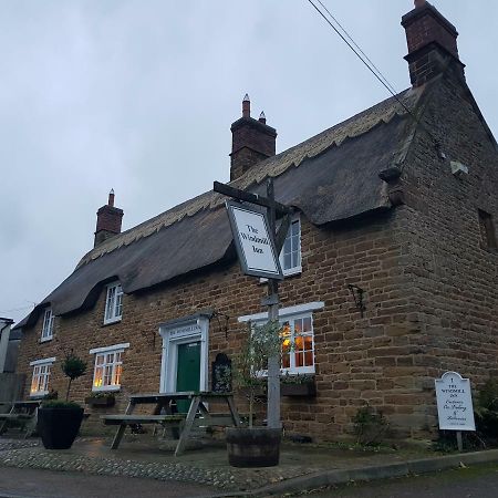The Windmill Inn Badby Exterior photo