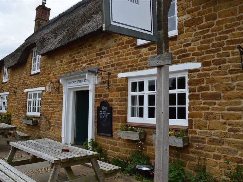 The Windmill Inn Badby Exterior photo